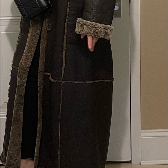 Brown Teddy Jacket with Textured Fabric and Contrasting Trim
